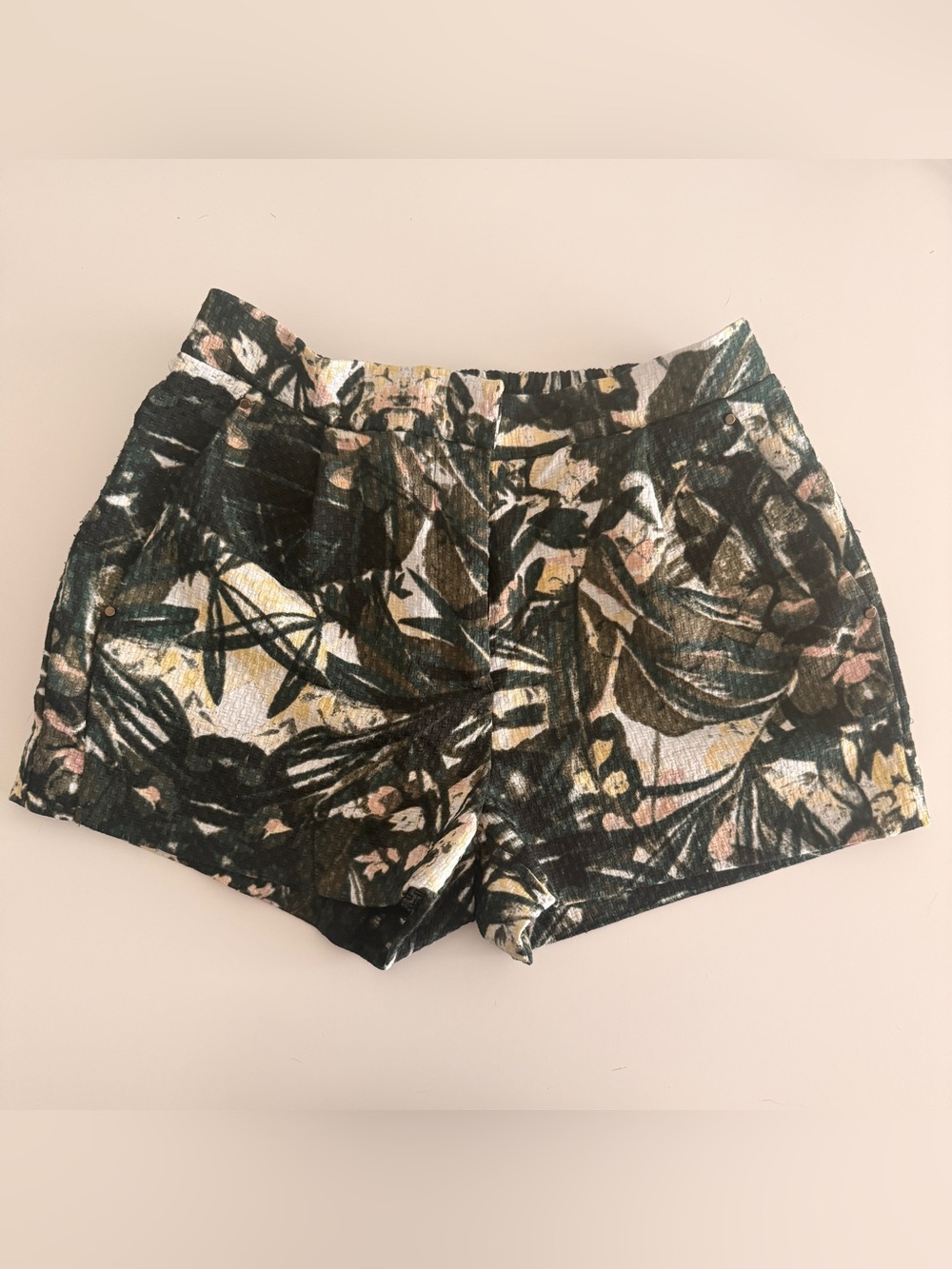 H&M High Waist Tropical Leaf Print Jacquard Shorts